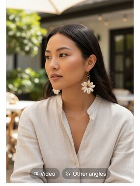 NWT Handmade in Hawaii, Hawaiian shell chain earring.